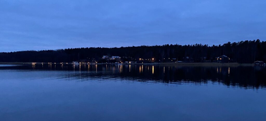 winter dusk in dalarö stockholm archipelago